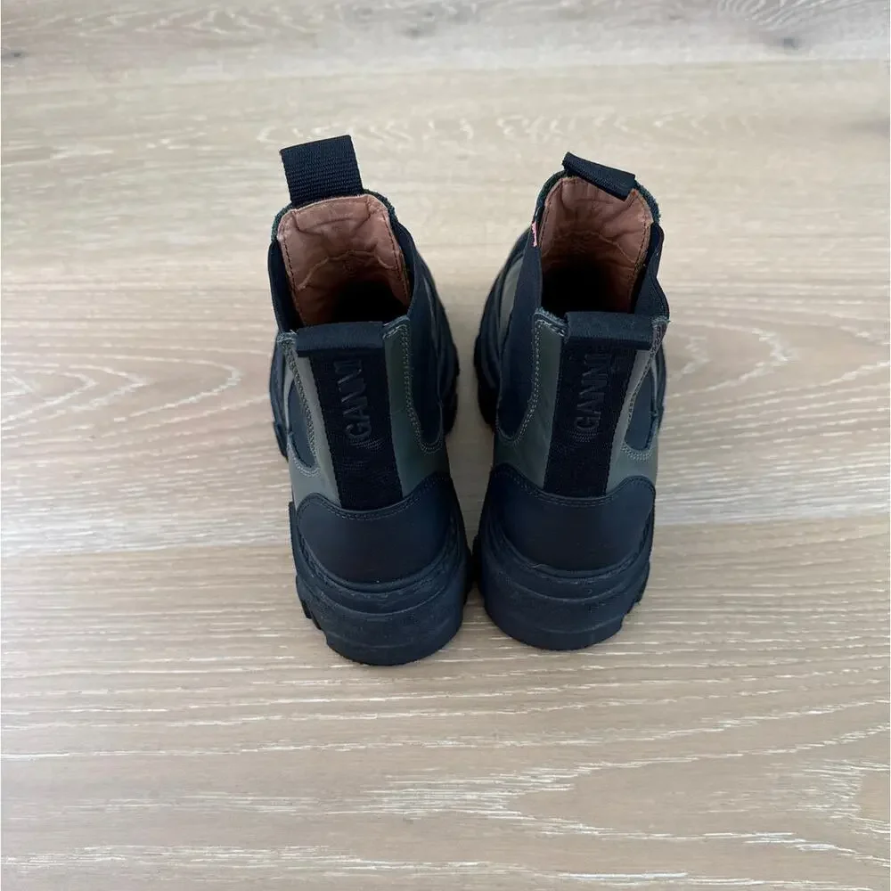 Ganni Chelsea Boots Lug Sole Size EU 37 Green Black